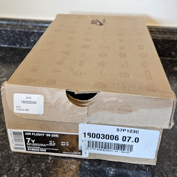 Nike Air Flight '89 - Picture 11 of 11